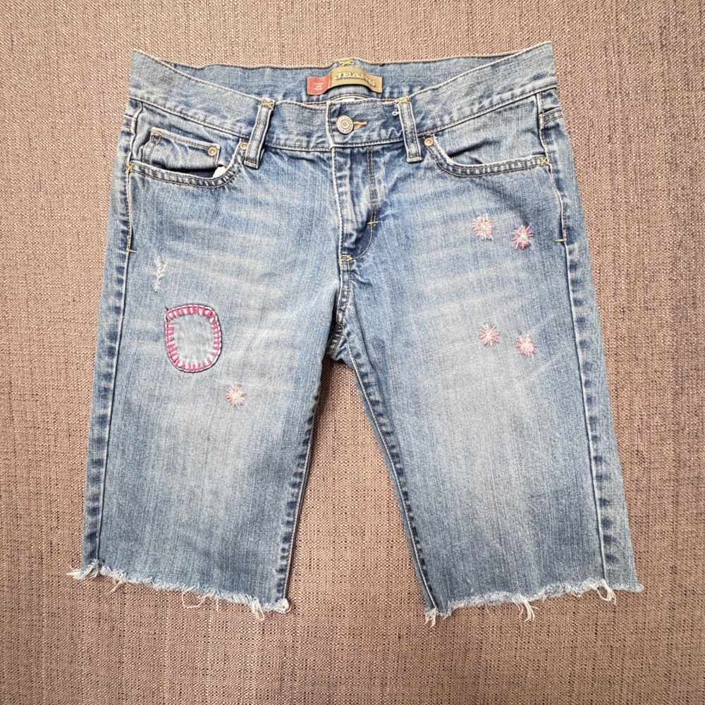 Old Navy Ultra Low Waist Embroidered Denim Bermuda Shorts Light Wash Pink Size 8